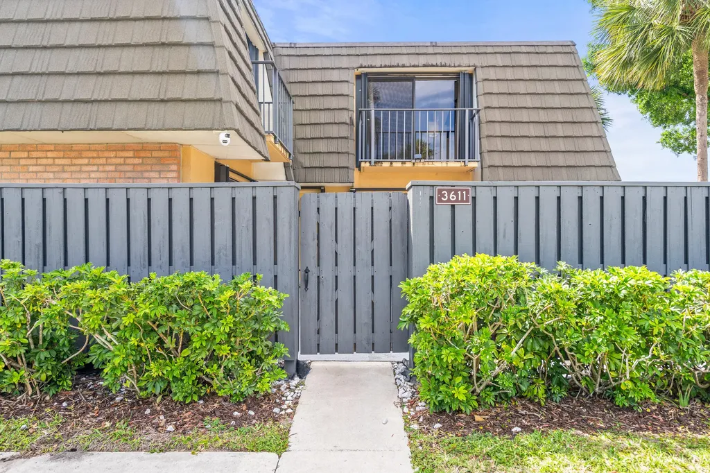 3611 36th Way West Palm Beach FL 33407