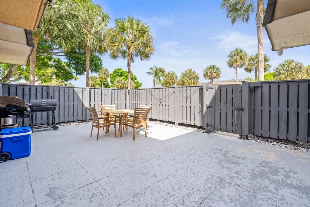 3611 36th Way West Palm Beach FL 33407