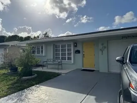 4919 NW 47th Terrace Tamarac FL 33319