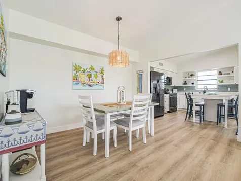 3206 S Lakeview Circle Hutchinson Island FL 34949