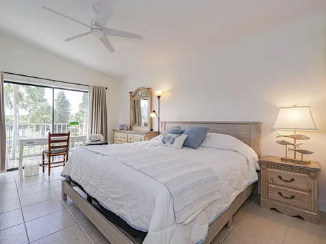 3206 S Lakeview Circle Hutchinson Island FL 34949