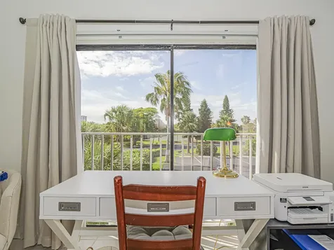 3206 S Lakeview Circle Hutchinson Island FL 34949