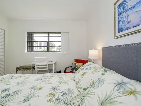 3206 S Lakeview Circle Hutchinson Island FL 34949