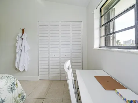 3206 S Lakeview Circle Hutchinson Island FL 34949