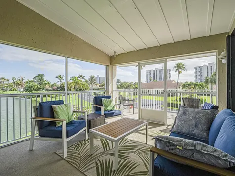 3206 S Lakeview Circle Hutchinson Island FL 34949
