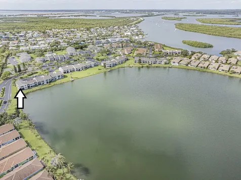 3206 S Lakeview Circle Hutchinson Island FL 34949