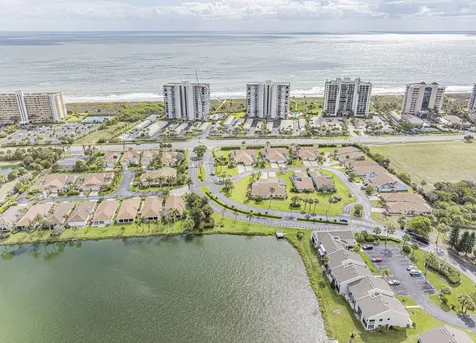 3206 S Lakeview Circle Hutchinson Island FL 34949