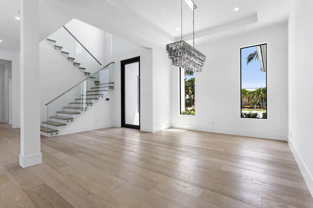 619 Riverside Road North Palm Beach FL 33408