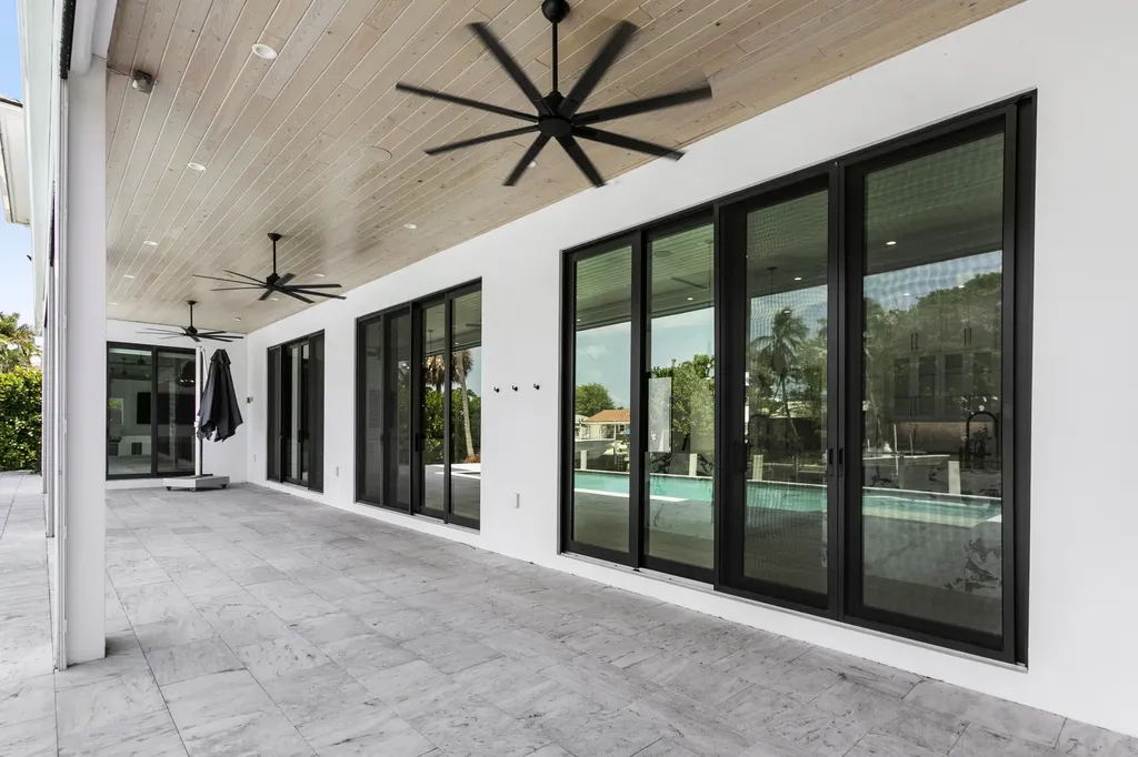 619 Riverside Road North Palm Beach FL 33408