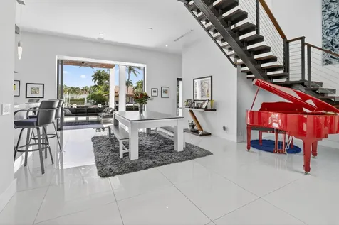 334 Isle Of Capri Drive Fort Lauderdale FL 33301