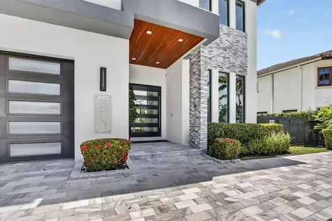 334 Isle Of Capri Drive Fort Lauderdale FL 33301