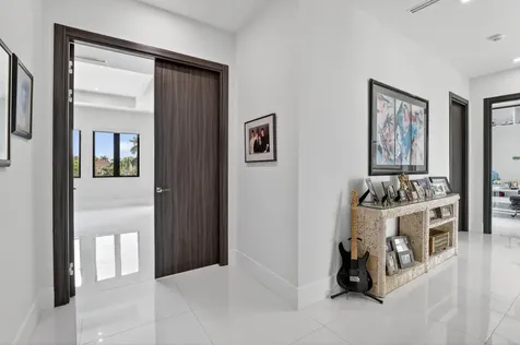 334 Isle Of Capri Drive Fort Lauderdale FL 33301