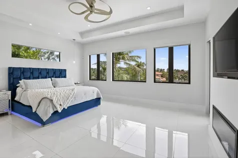 334 Isle Of Capri Drive Fort Lauderdale FL 33301