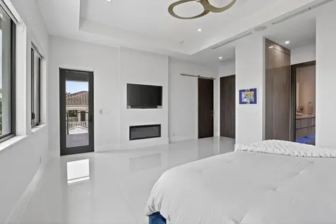 334 Isle Of Capri Drive Fort Lauderdale FL 33301
