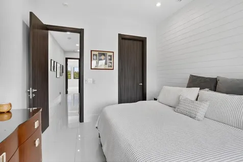 334 Isle Of Capri Drive Fort Lauderdale FL 33301
