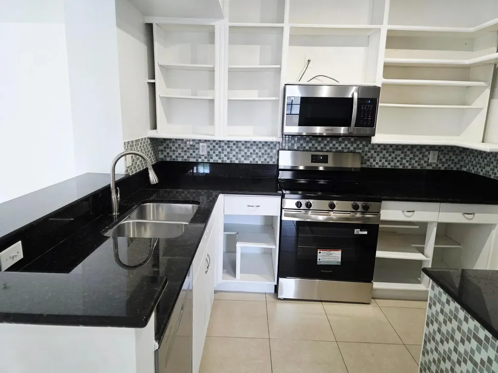 4903 Midtown Lane Palm Beach Gardens FL 33418
