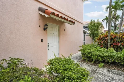 2052 Tarpon Lake Way West Palm Beach FL 33411