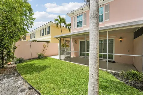 2052 Tarpon Lake Way West Palm Beach FL 33411