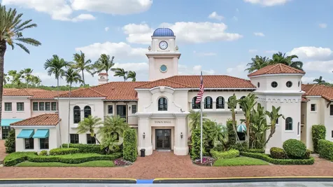 2052 Tarpon Lake Way West Palm Beach FL 33411
