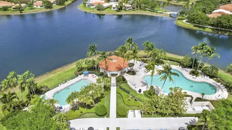 2052 Tarpon Lake Way West Palm Beach FL 33411