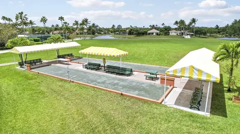 2052 Tarpon Lake Way West Palm Beach FL 33411