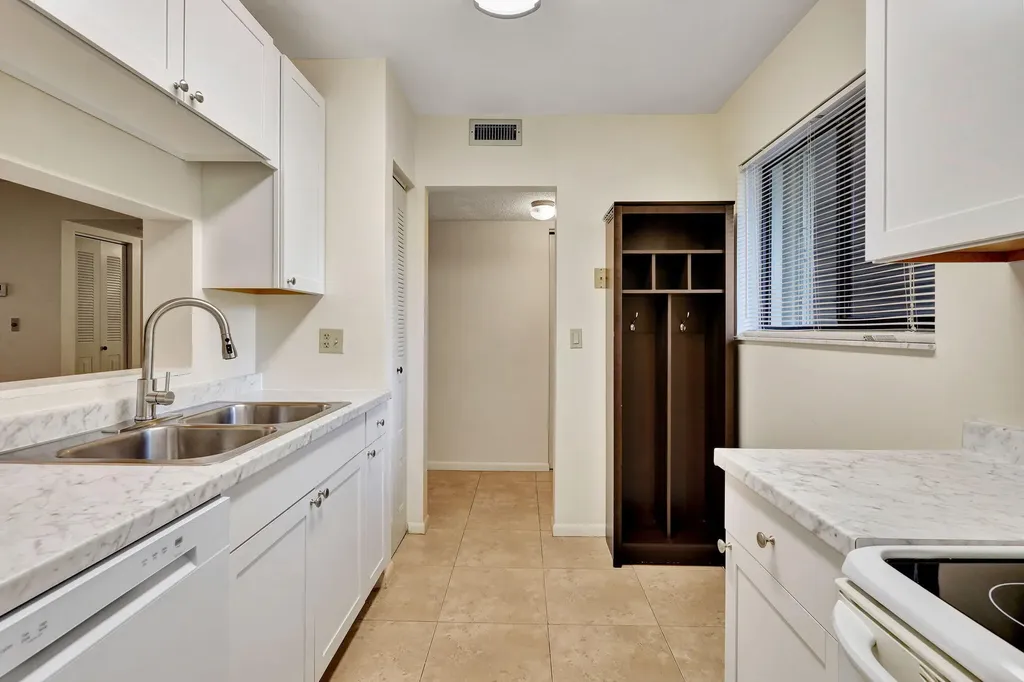 120 NW 70th Street Boca Raton FL 33487