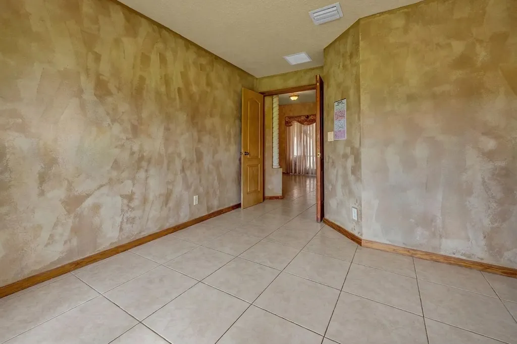 16645 66th Court N Loxahatchee FL 33470