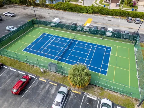 2801 Somerset Drive Lauderdale Lakes FL 33311