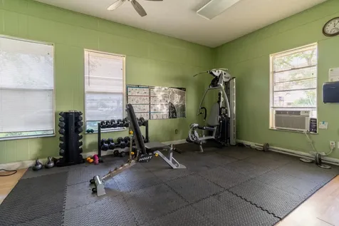 2801 Somerset Drive Lauderdale Lakes FL 33311