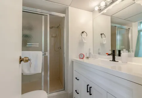 2801 Somerset Drive Lauderdale Lakes FL 33311