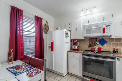 2801 Somerset Drive Lauderdale Lakes FL 33311