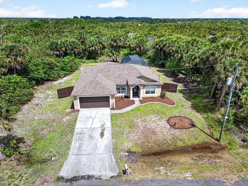 831 SW Owl Street Palm Bay FL 32908