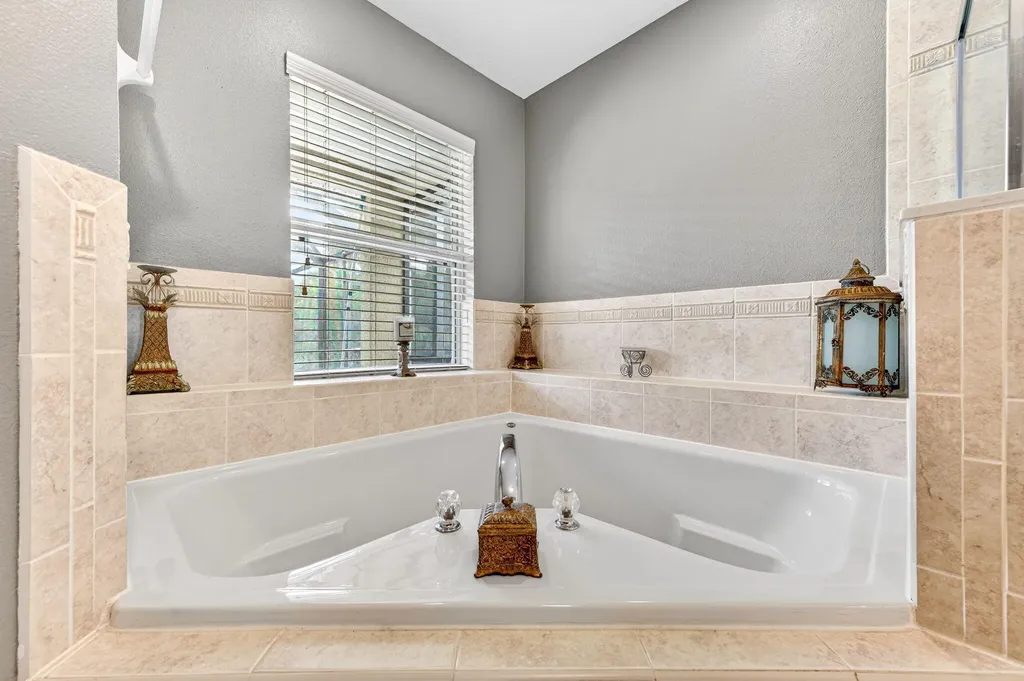 831 SW Owl Street Palm Bay FL 32908