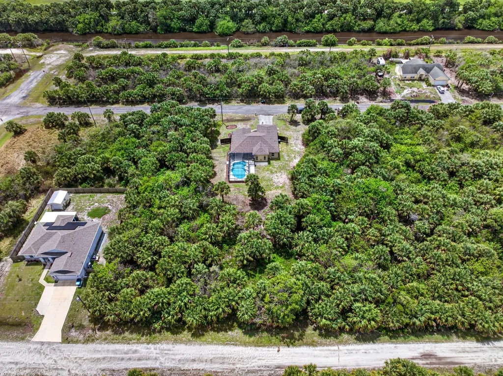 831 SW Owl Street Palm Bay FL 32908