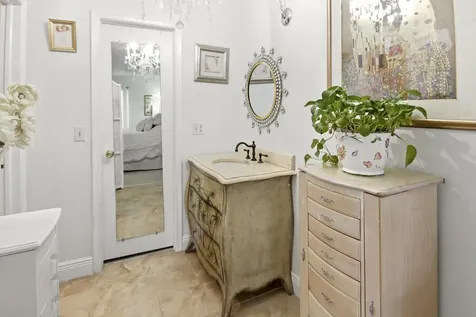 2501 Red Hibiscus Boulevard Delray Beach FL 33445