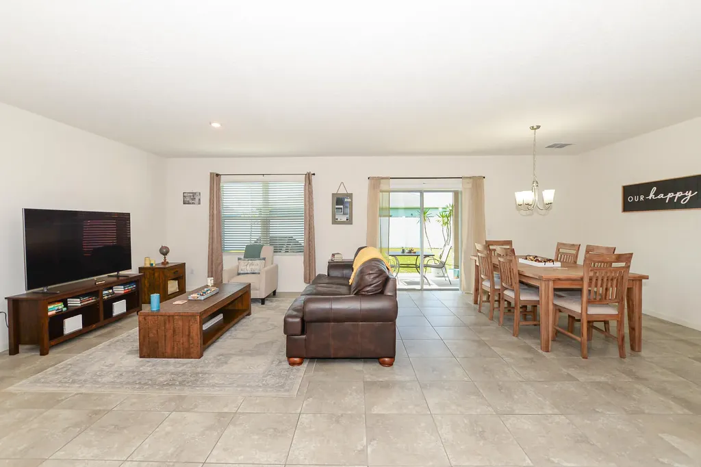 567 SW Paar Drive Port St Lucie FL 34953