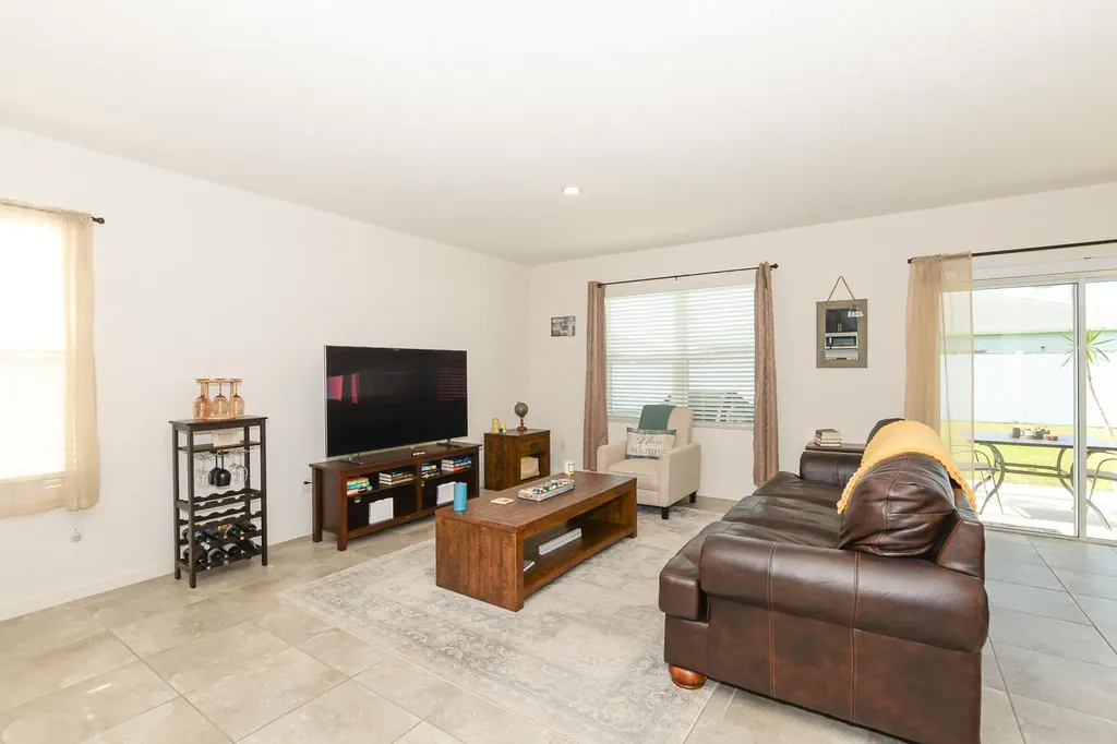 567 SW Paar Drive Port St Lucie FL 34953