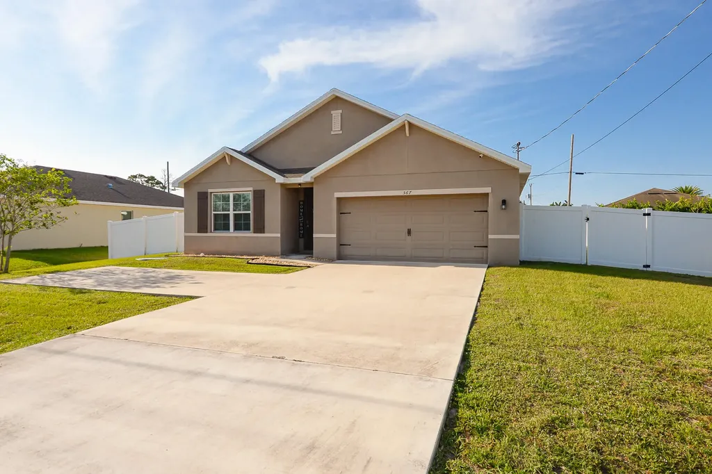 567 SW Paar Drive Port St Lucie FL 34953