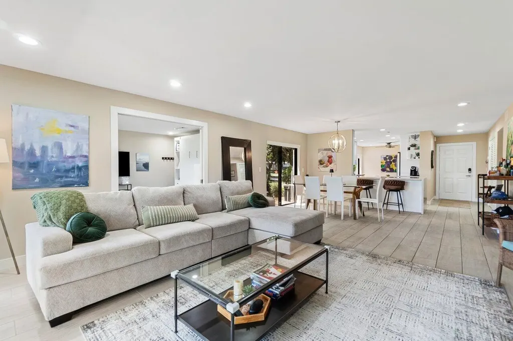 31 Westgate Lane Boynton Beach FL 33436