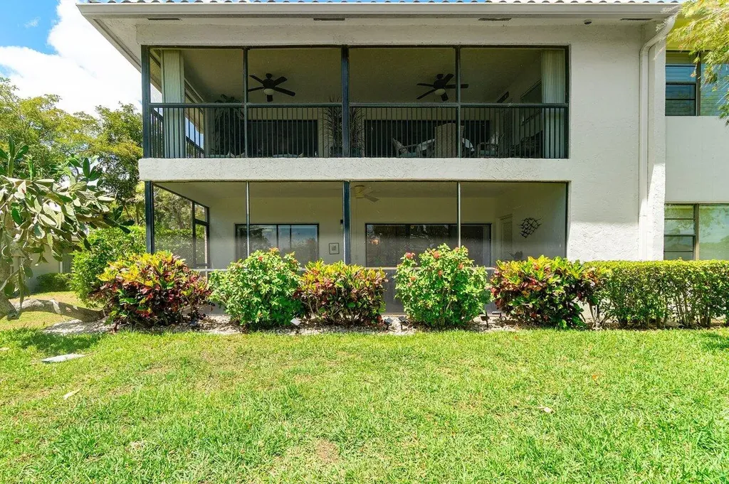 31 Westgate Lane Boynton Beach FL 33436