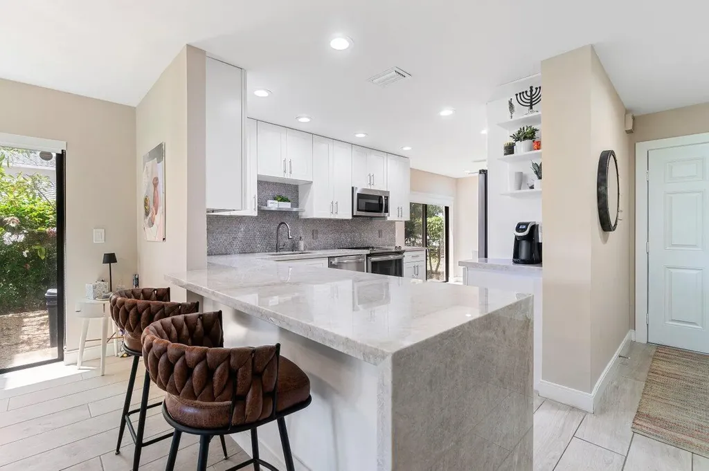 31 Westgate Lane Boynton Beach FL 33436
