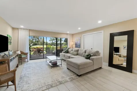 31 Westgate Lane Boynton Beach FL 33436