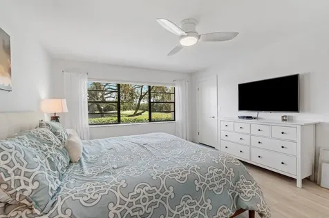 31 Westgate Lane Boynton Beach FL 33436