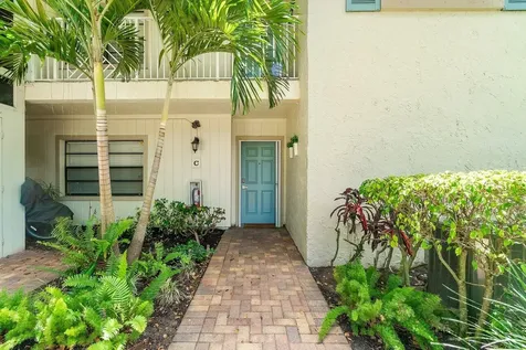 31 Westgate Lane Boynton Beach FL 33436