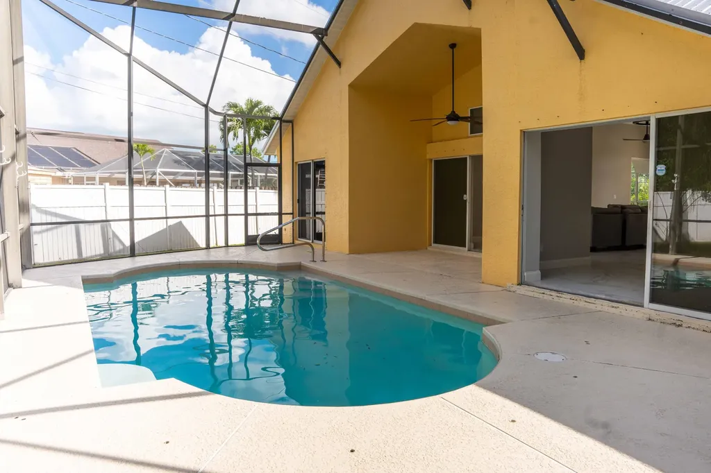 3502 SE Hyde Circle Port St Lucie FL 34984