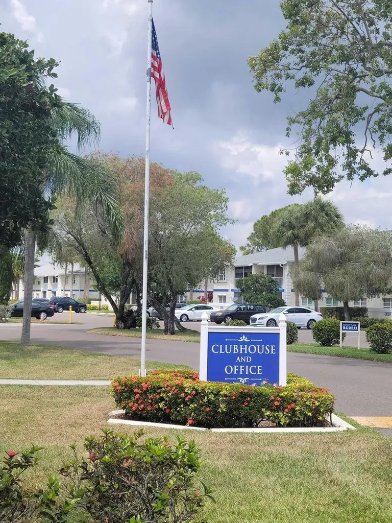 1536 SE Royal Green Circle Port St Lucie FL 34952