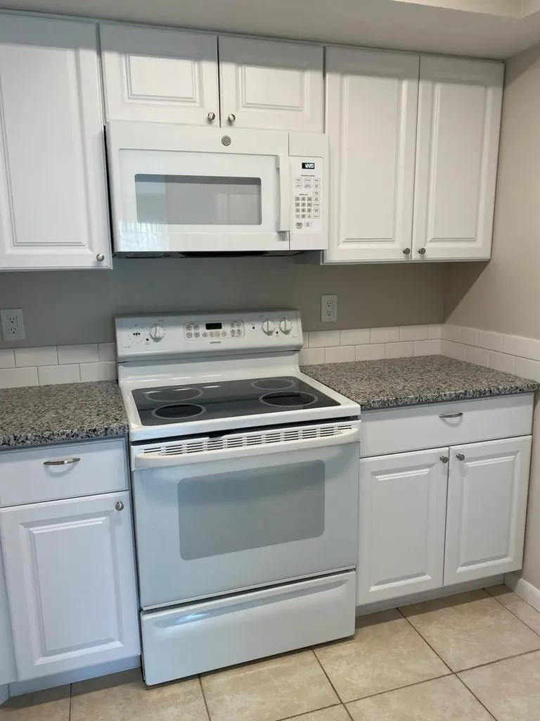 1536 SE Royal Green Circle Port St Lucie FL 34952