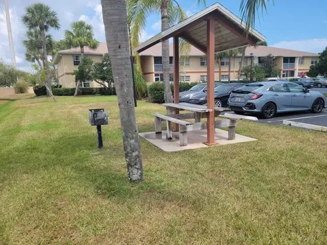 1536 SE Royal Green Circle Port St Lucie FL 34952