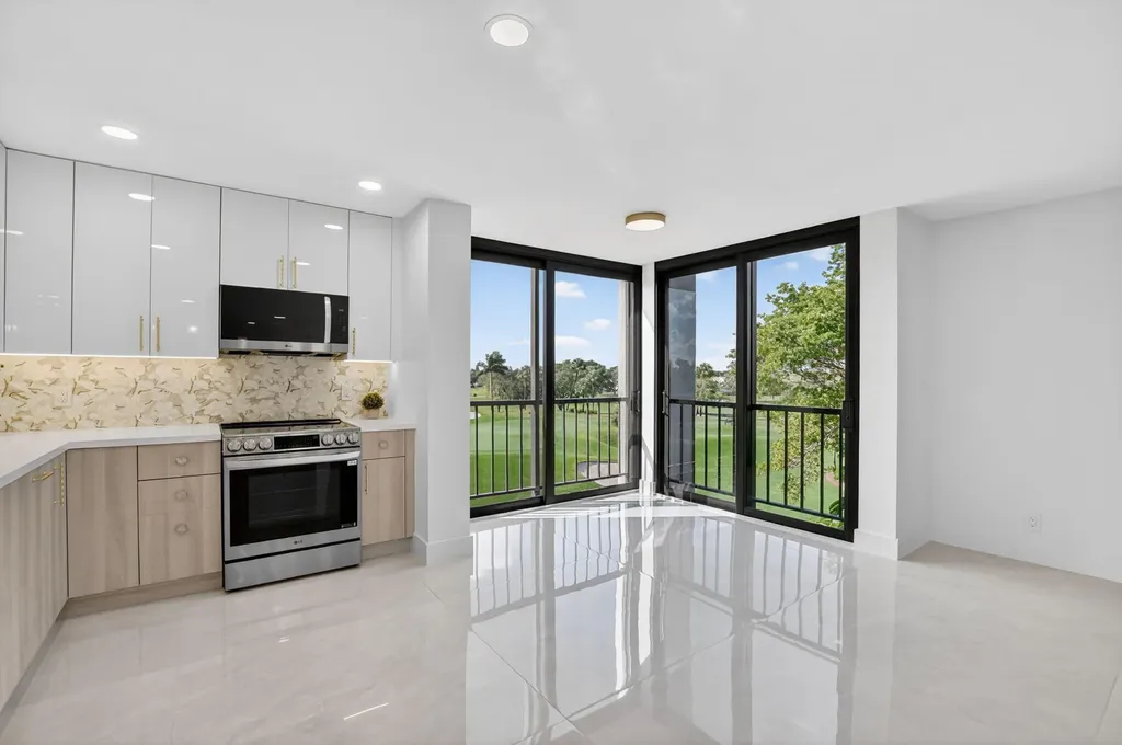 6797 Willow Wood Drive Boca Raton FL 33434