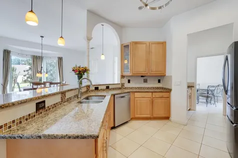573 SW Saint Kitts Cove Port St Lucie FL 34986